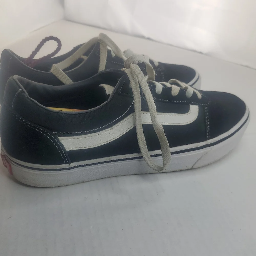 Vans #508182 Black W/White Accent Size US Women's 9.5 mens 8 - Picture 4 of 9